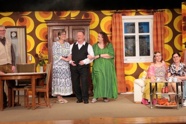 Gelungener Auftakt: Standing Ovations für den „Lampengeischd“